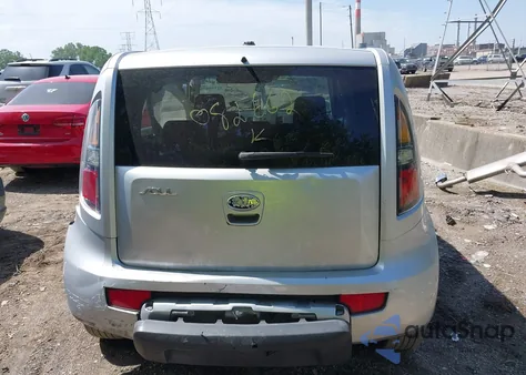 2010 Kia Soul + z USA, uszkodzony, nr VIN KNDJT2A23A7082662